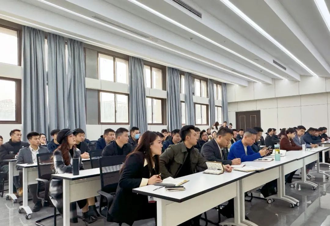 �����������ɳ� | ����ᡰ��ý����ѵ�ᡱԲ������